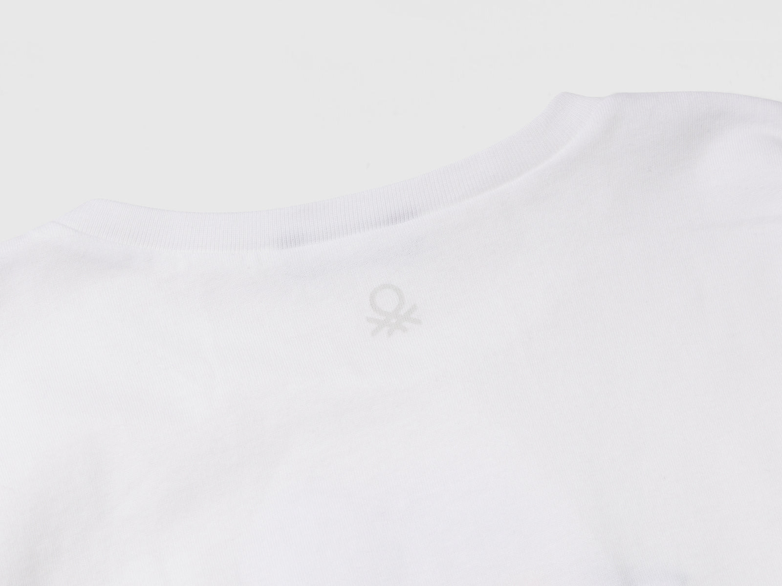 Maglietta con stampa effetto palloncino da bimba bianco 2 | Benetton Outlet