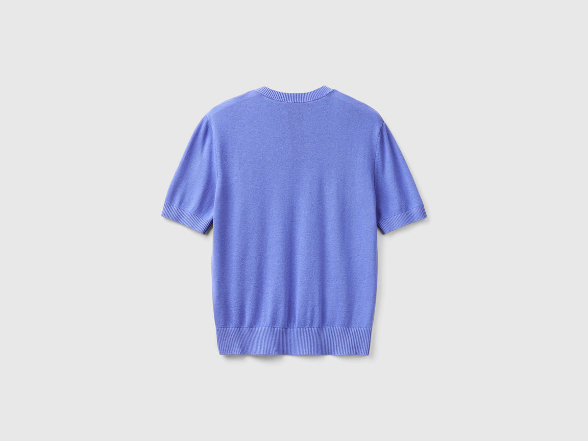 Short-sleeved shirt