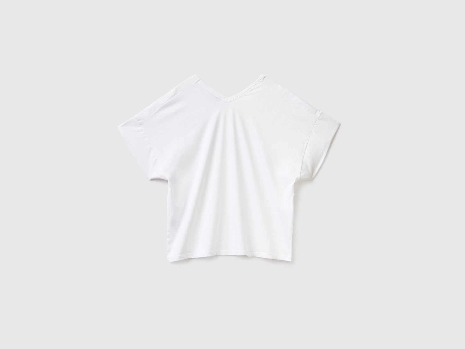 T-shirt in puro cotone con scollo a V davanti e dietro da donna bianco 2 | Benetton Outlet