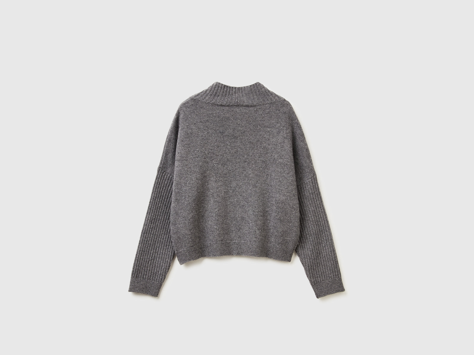 Maglione boxy fit con scollo a V da donna grigio scuro 2 | Benetton Outlet