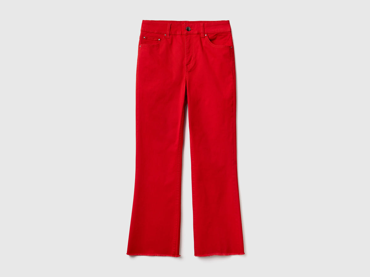 Pantaloni lunghi a trombetta in cotone elasticizzato