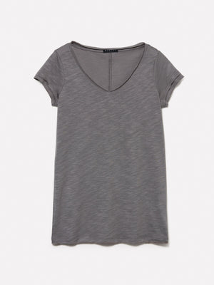 T-shirt con scollo a V e taglio a vivo
