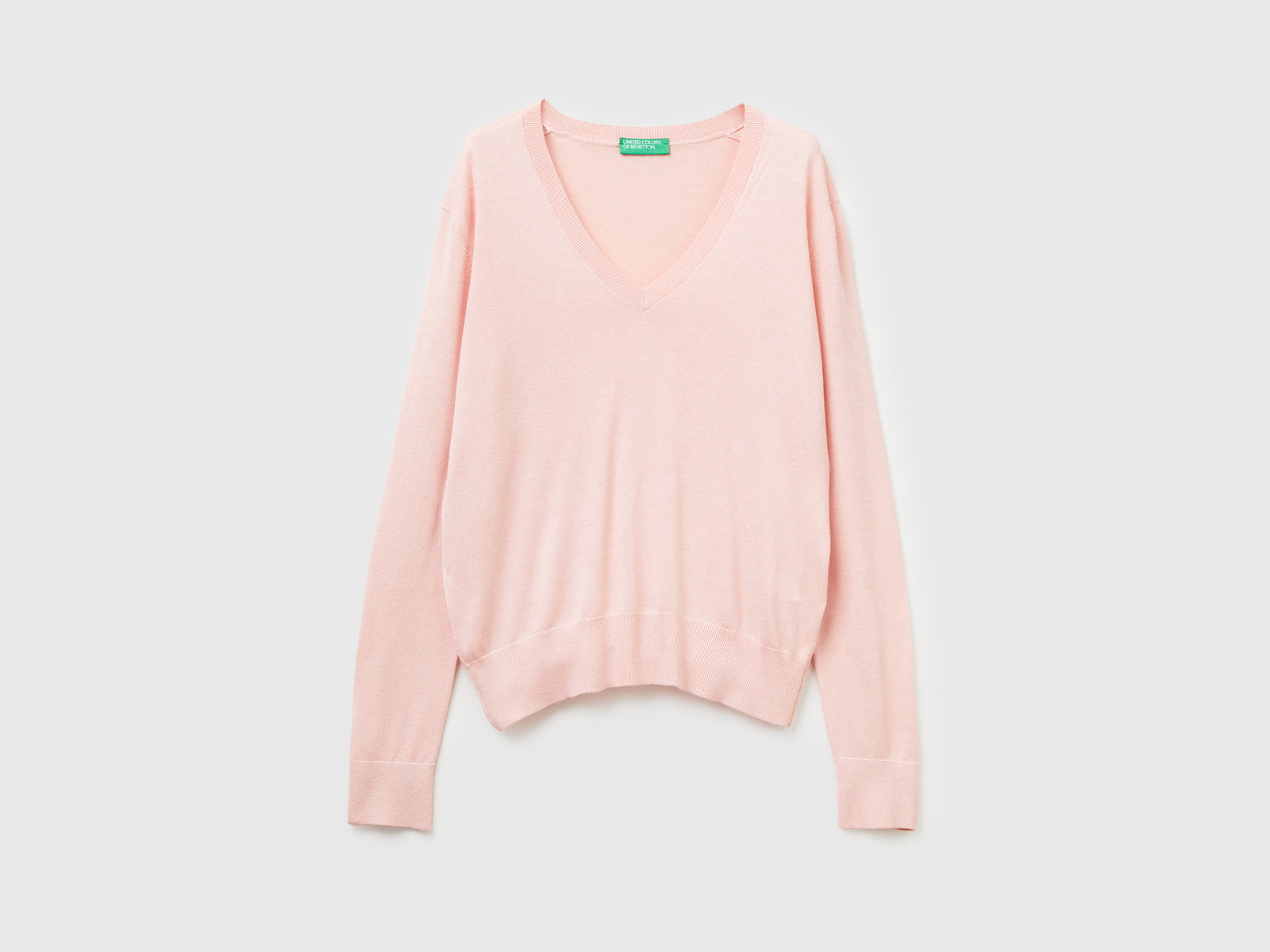 Maglia con scollo a V in misto seta da donna rosa tenue | Benetton Outlet