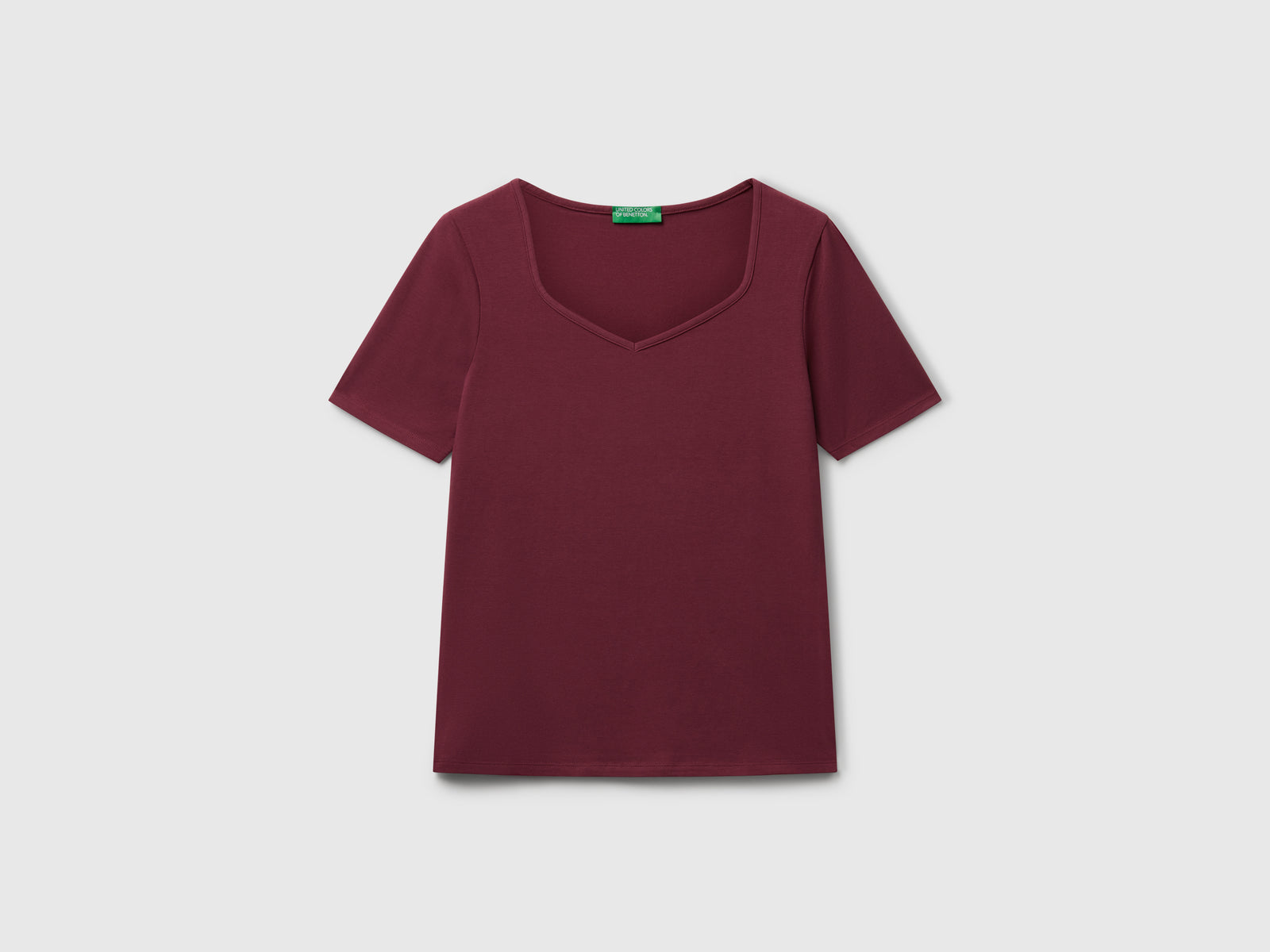 T-shirt slim fit da donna prugna | Benetton Outlet