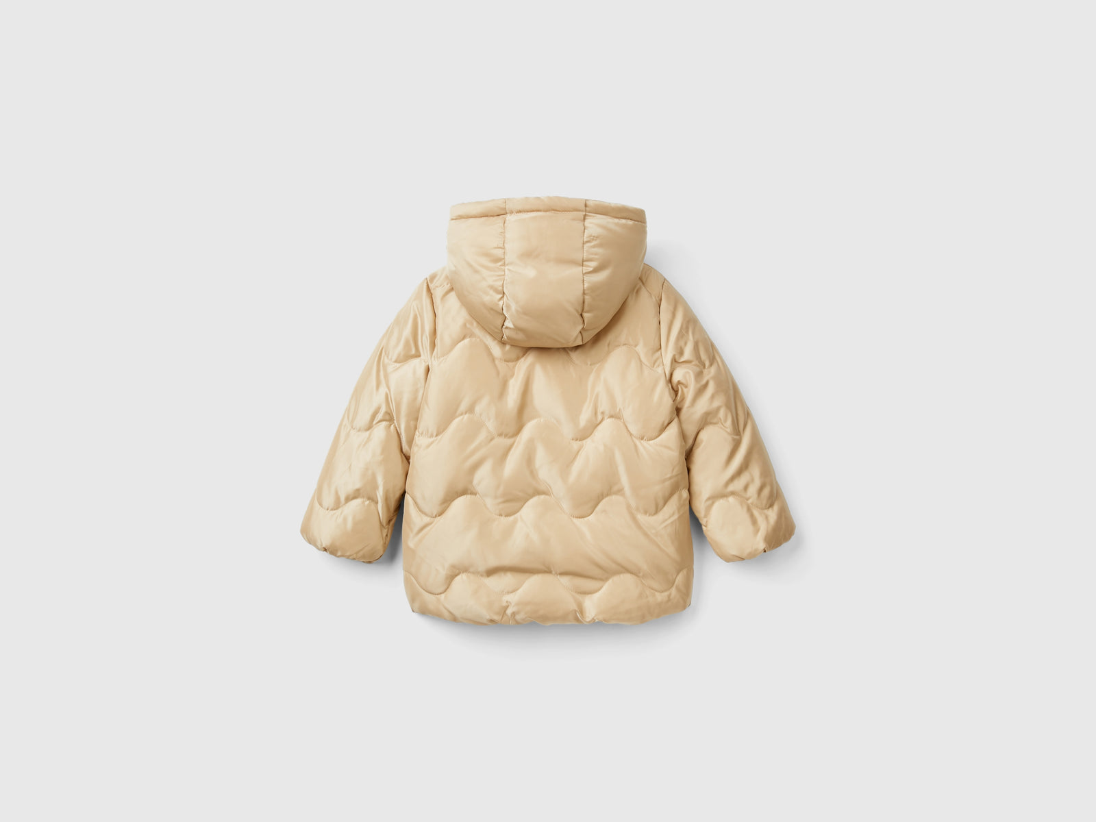 Giubbotto in nylon lucido da bimba beige 2 | Benetton Outlet