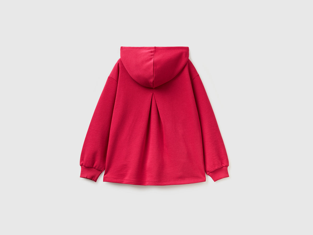 Felpa con zip e ricamo "BE"