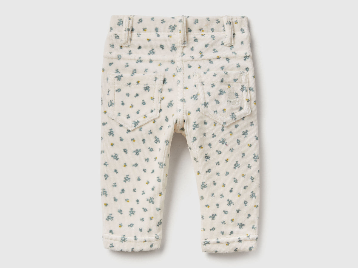 Pantaloni con stampa fantasia in ciniglia