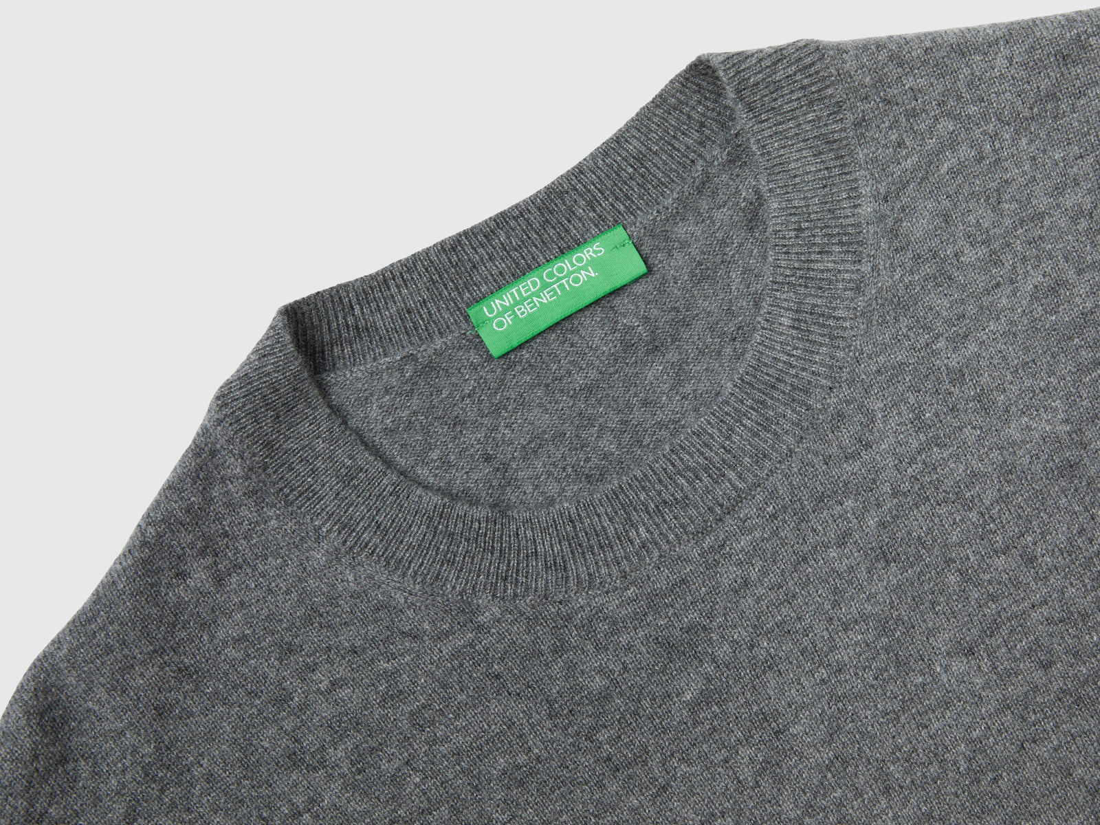 Maglia in puro cashmere da uomo grigio scuro 3 | Benetton Outlet