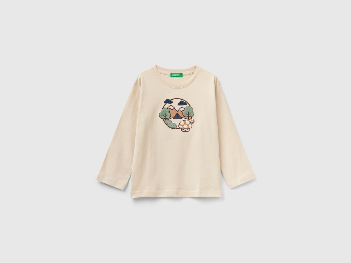 Maglietta regular fit con ricamo