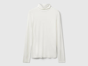 T-shirt lupetto in viscosa stretch