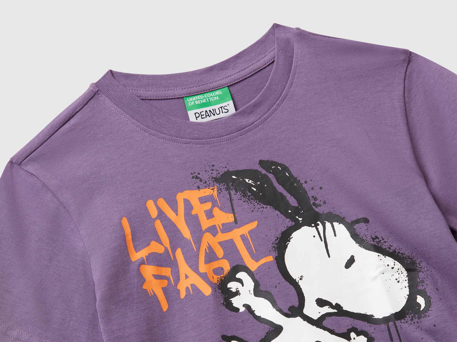 T-shirt regular con stampa ©Peanuts da bimbo viola 3 | Benetton Outlet