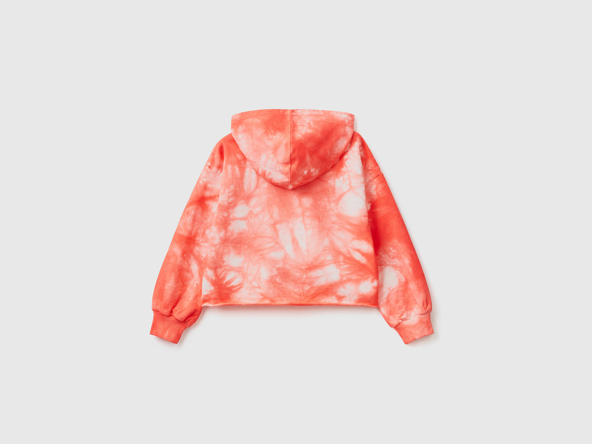 Felpa con cappuccio tye-dye in puro cotone dalla vestibilità corta