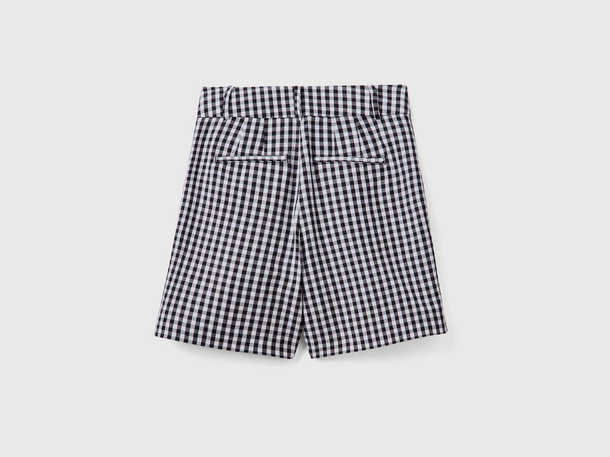 Pantaloni corti a vita alta in misto cotone e lino con fantasia a quadretti
