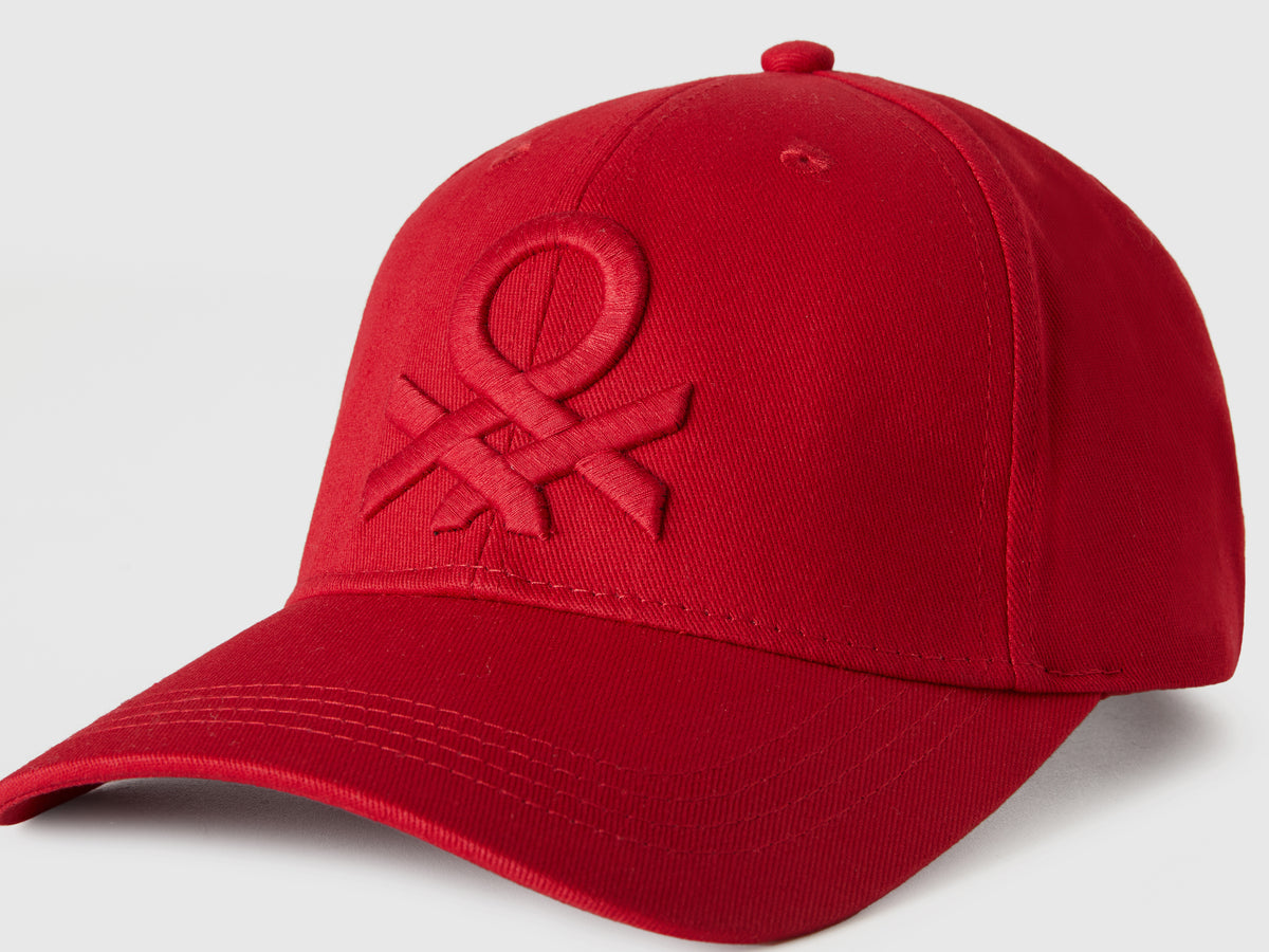 Cappello baseball con logo ricamato