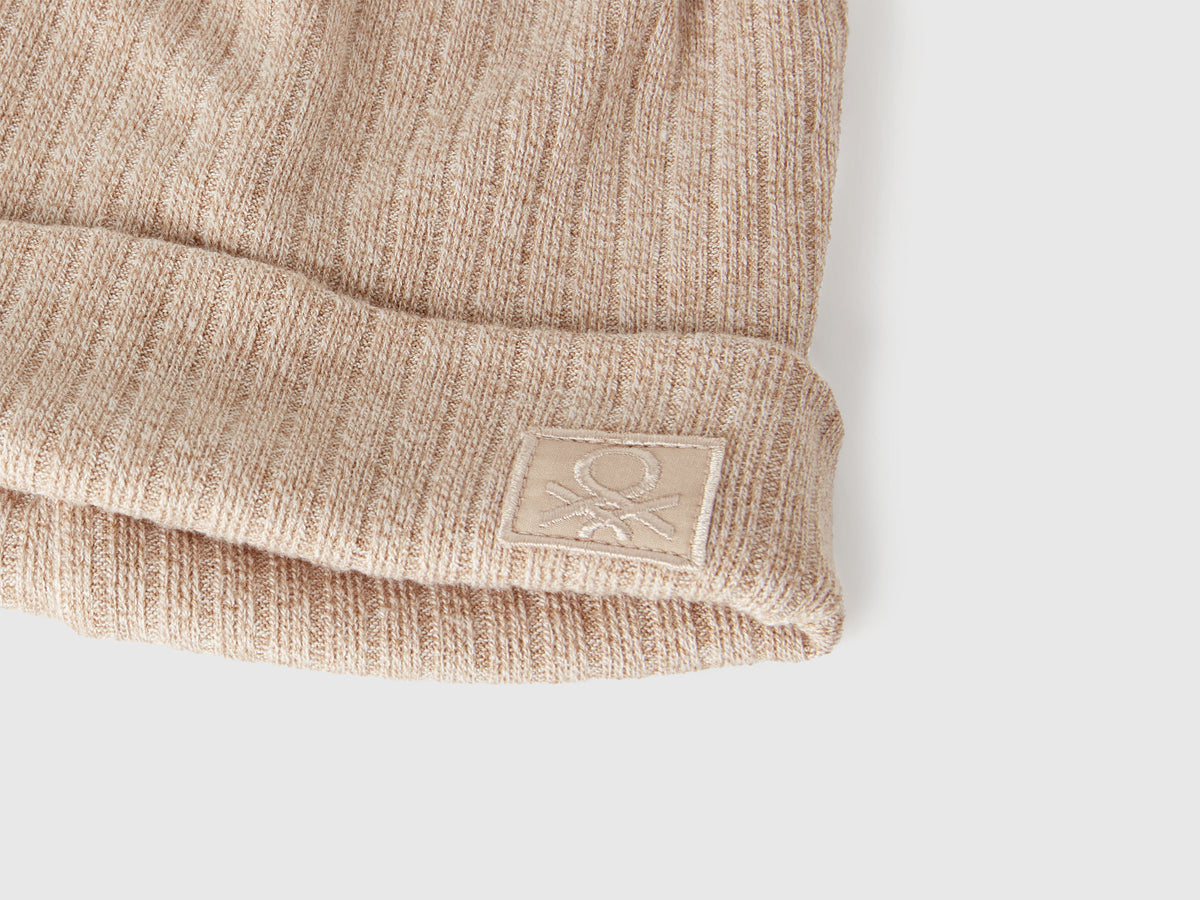 Cappello in misto viscosa stretch