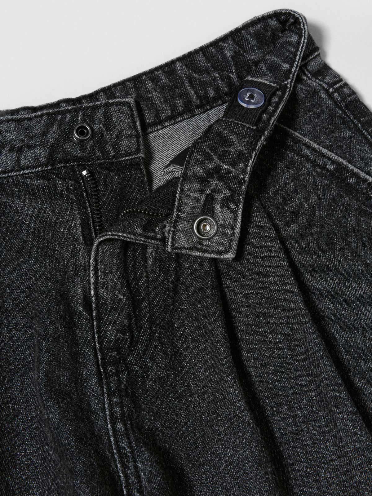 Shorts di jeans a campana