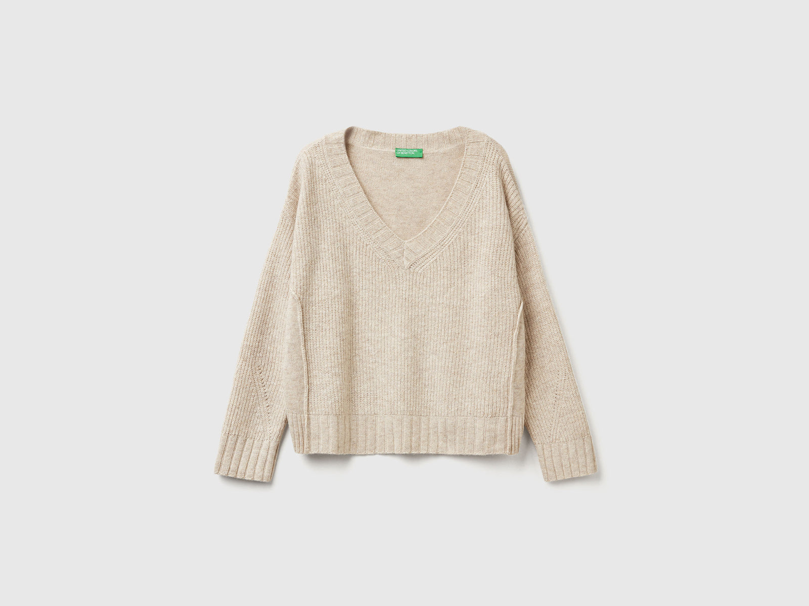 Maglia scollo a V in misto lana da donna beige | Benetton Outlet