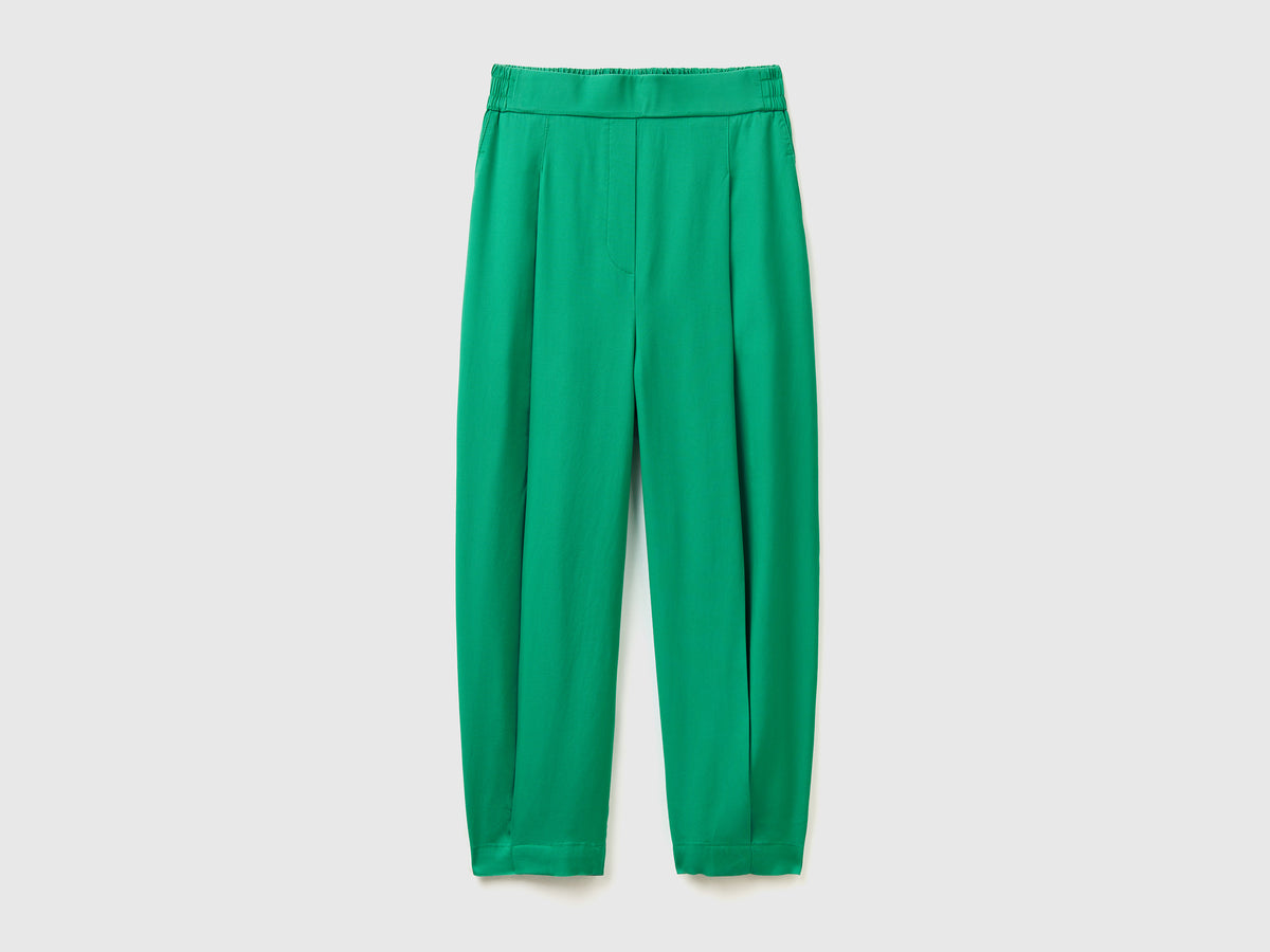 Pantaloni lunghi cropped in tessuto fluido