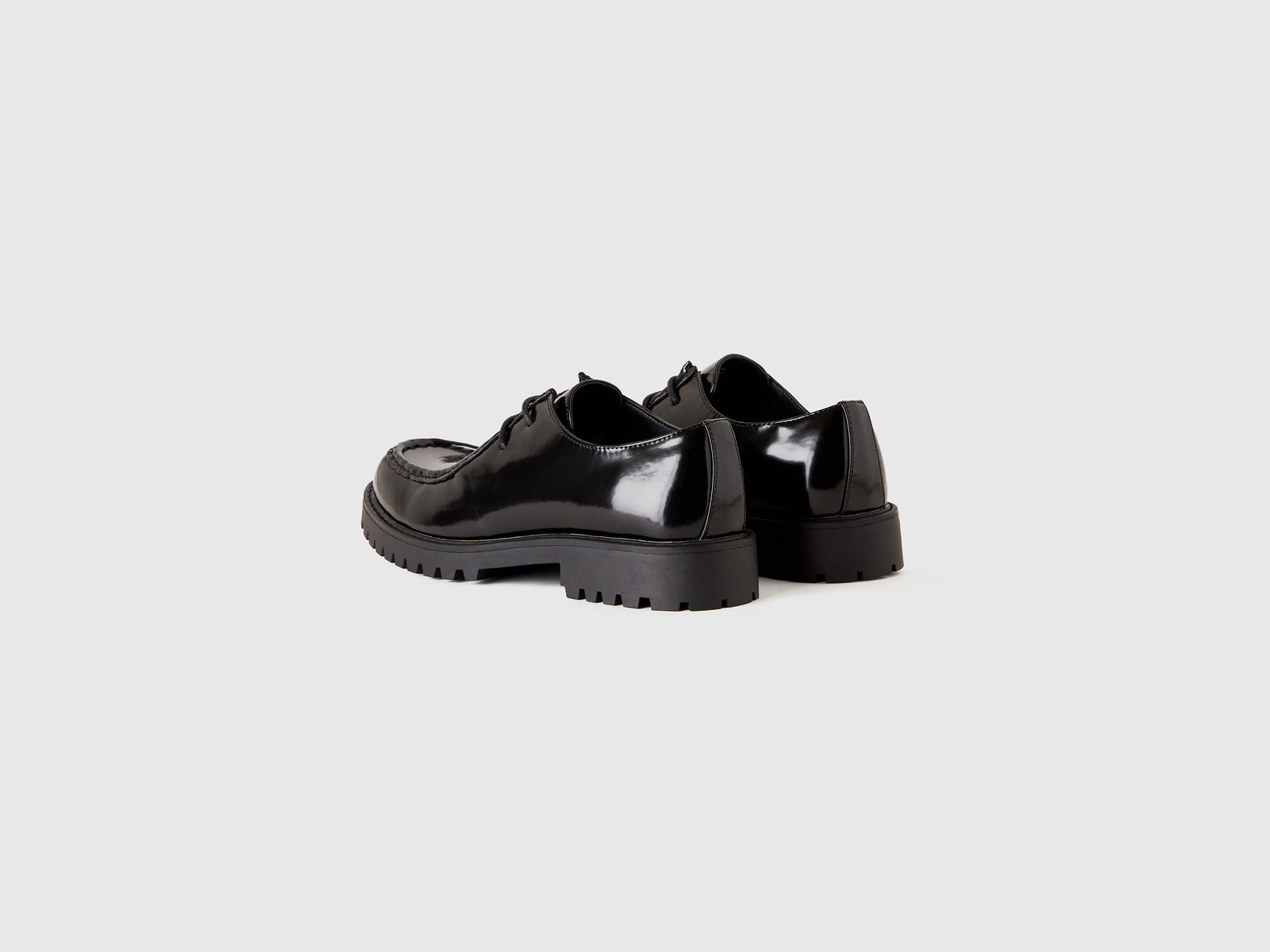 Mocassini effetto vernice da uomo nero 2 | Benetton Outlet
