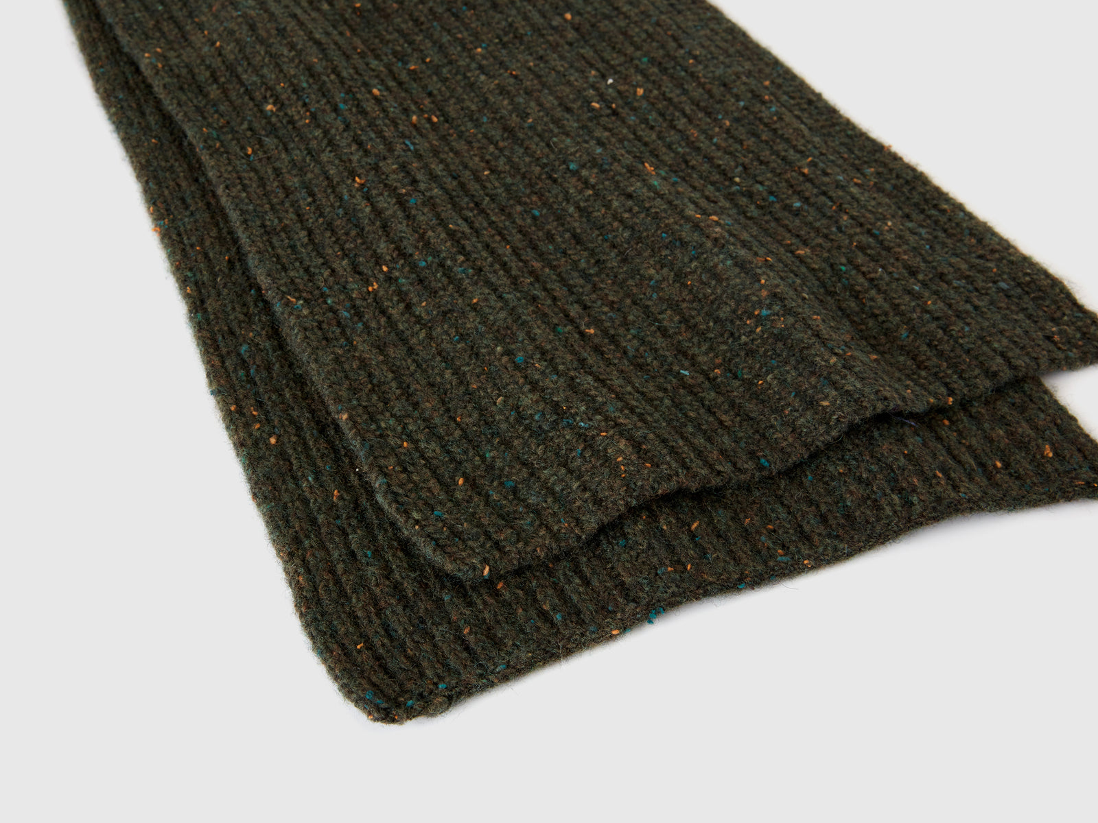 Sciarpa in misto lana da uomo verde militare 2 | Benetton Outlet