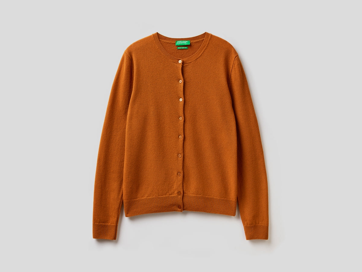 Cardigan girocollo in pura lana vergine
