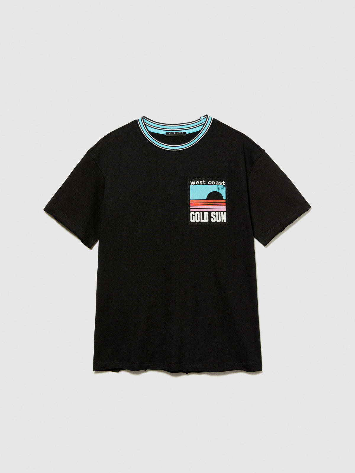 T-shirt con stampa ricamata