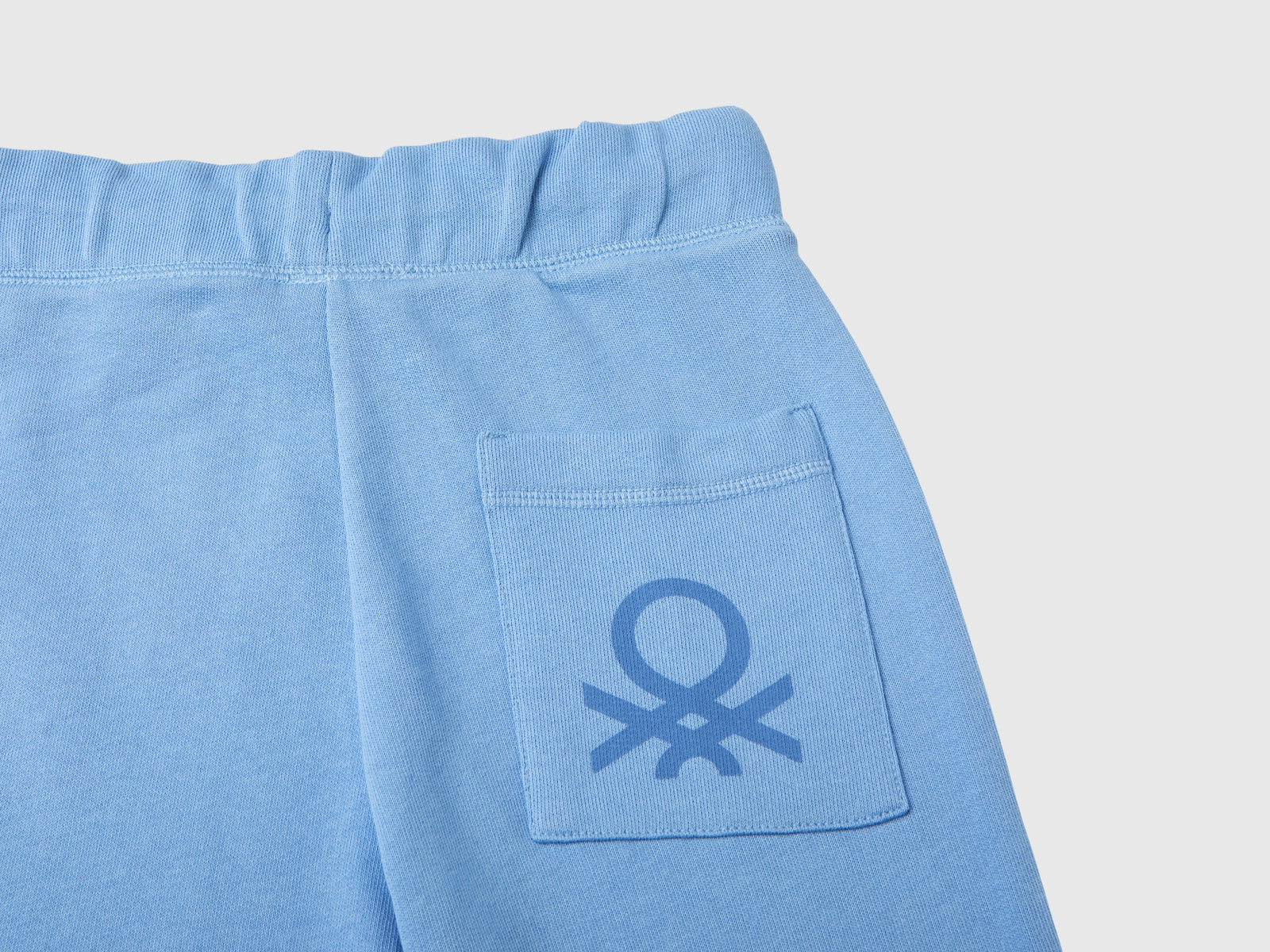 Pantaloni in felpa 100% cotone da bambino azzurro 3 | Benetton Outlet