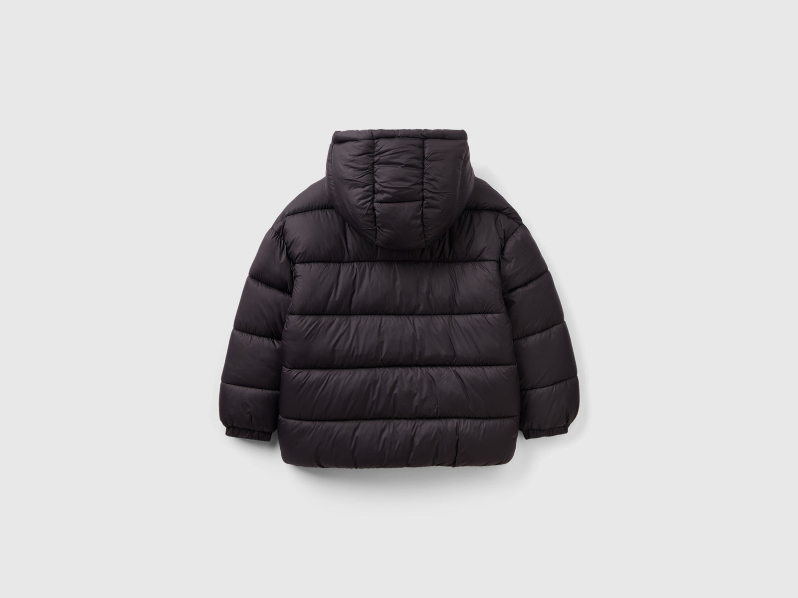 Piumino corto imbottito con ovatta riciclata da bambino nero 2 | Benetton Outlet
