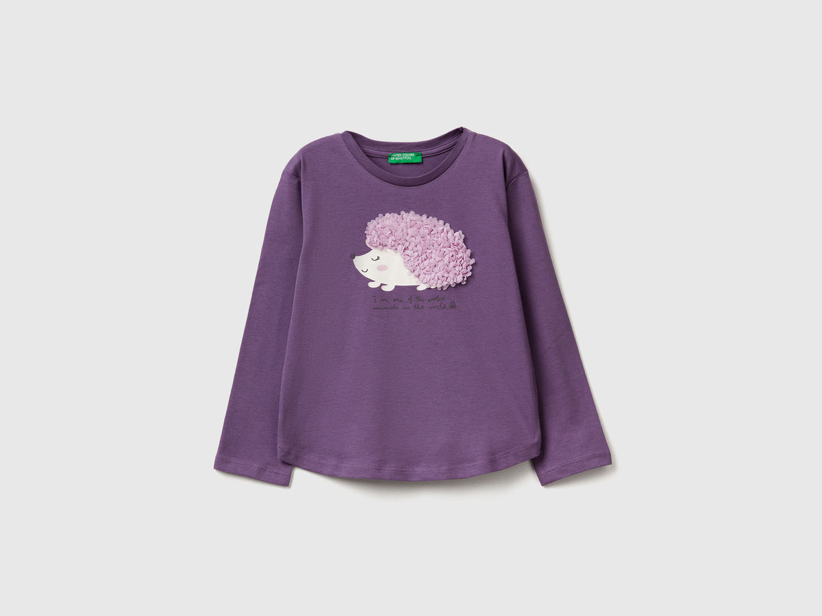 T-shirt con applicazione effetto petali