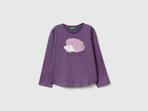 T-shirt con applicazione effetto petali