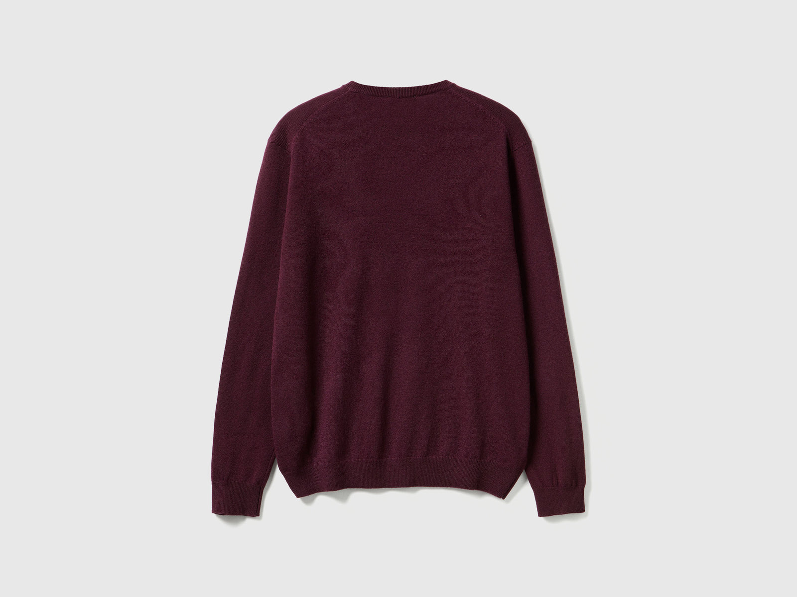 Maglia girocollo prugna in pura lana Merino da uomo bordeaux 2 | Benetton Outlet