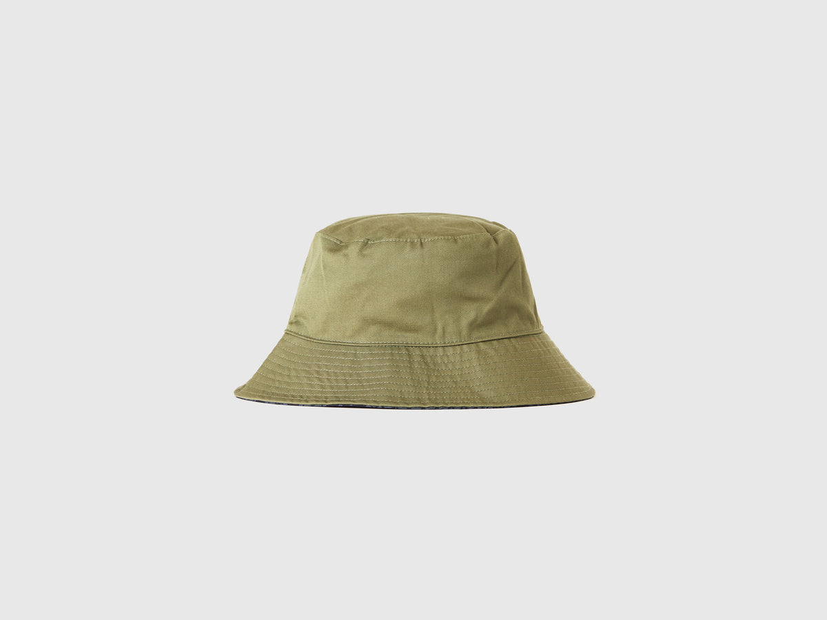 Cappello alla pescatora reversibile