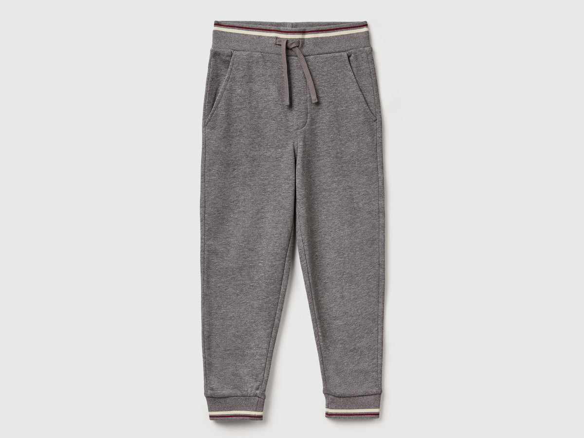 Pantaloni in felpa con gamba dritta