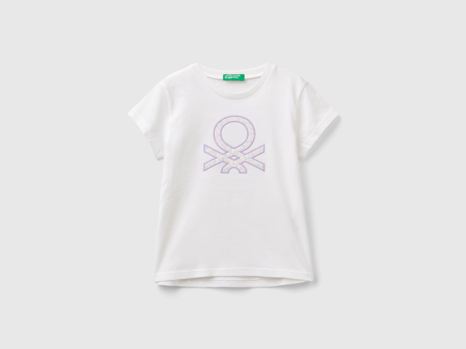 Maglietta con ricamo logo in cotone bio da bimba bianco | Benetton Outlet