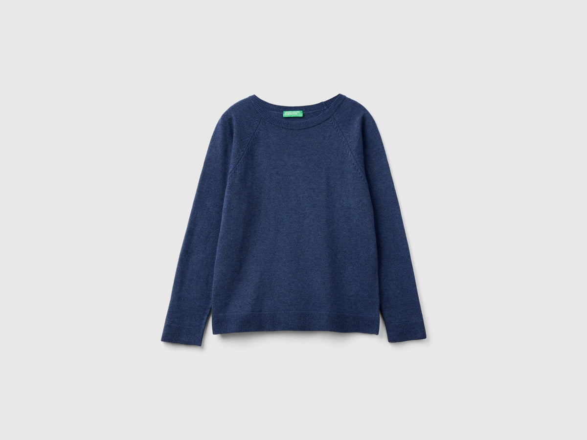 Maglia girocollo blu in misto lana e cashmere
