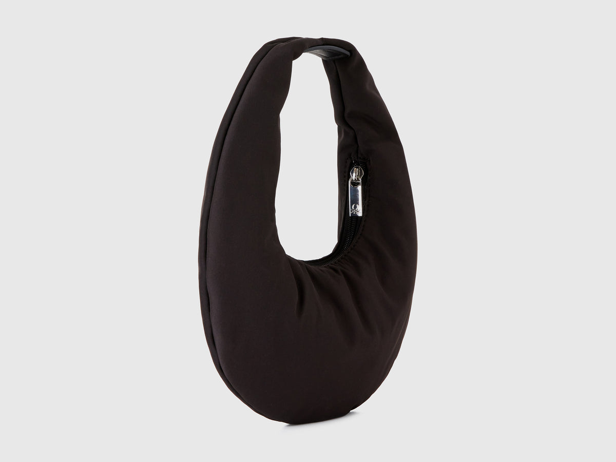 Borsa a spalla a mezzaluna