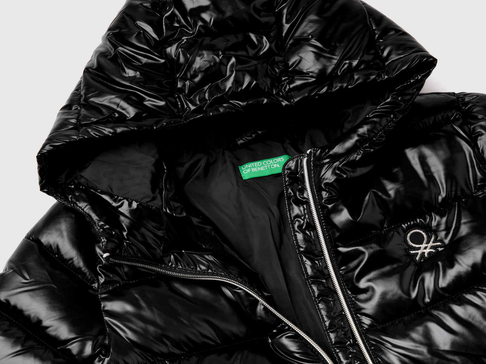 Giubbotto lucido imbottito da bambina nero 3 | Benetton Outlet