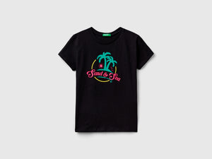 Maglietta con dettagli fluo