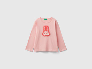 T-shirt con applicazione effetto petali