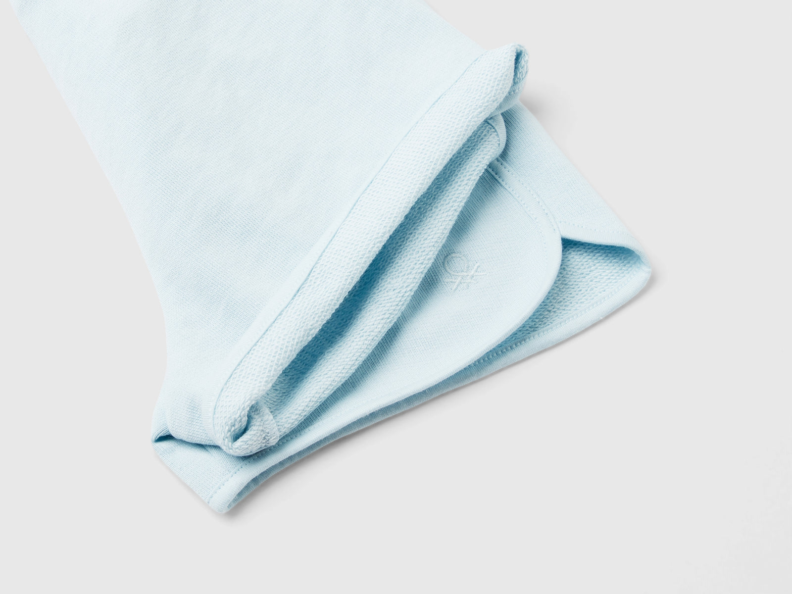 Shorts in felpa 100% cotone bio da bimba azzurro 2 | Benetton Outlet