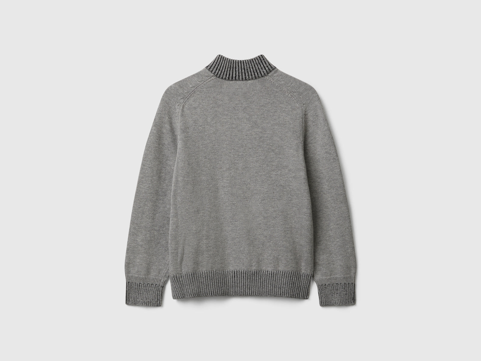 Maglia con zip da bambino grigio chiaro 2 | Benetton Outlet