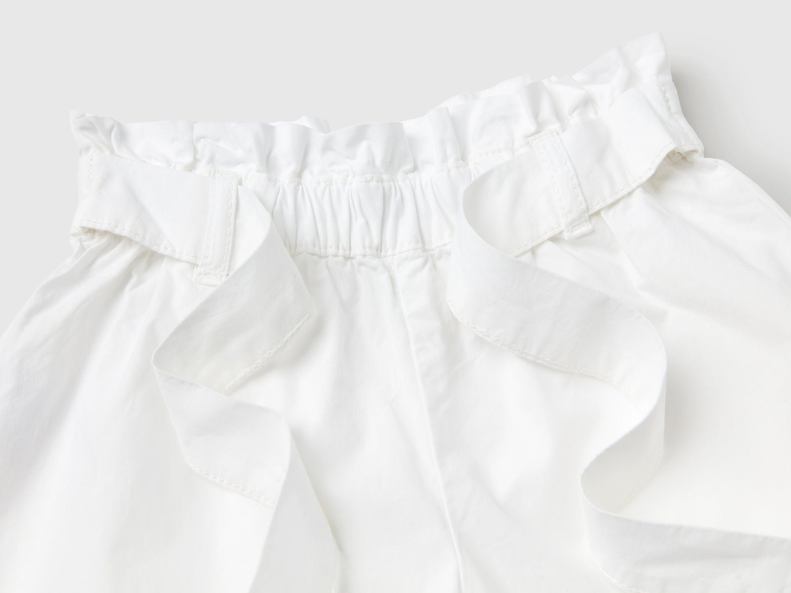 Bermuda con fusciacca da bimba bianco 2 | Benetton Outlet