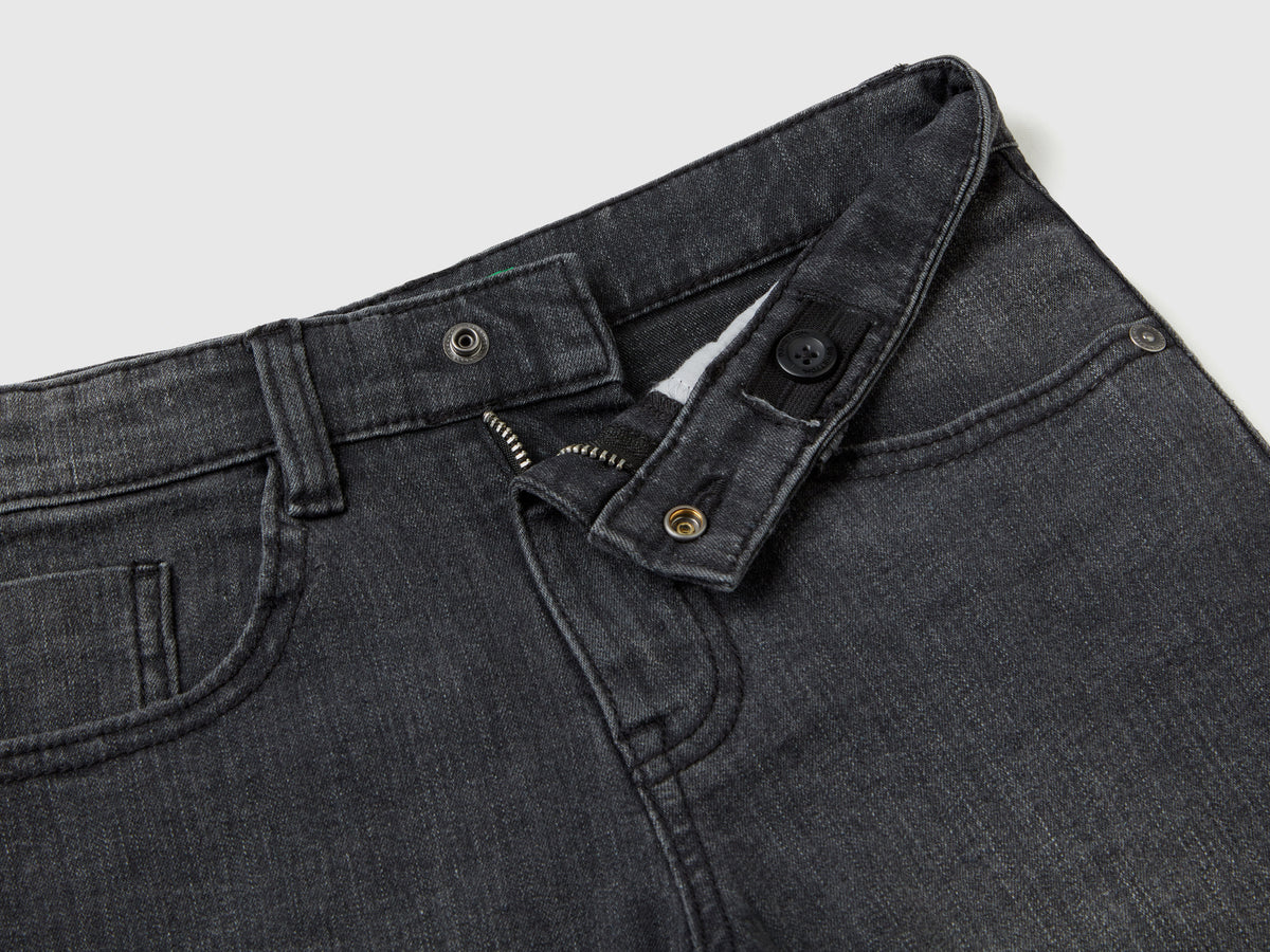 Bermuda slim fit in denim
