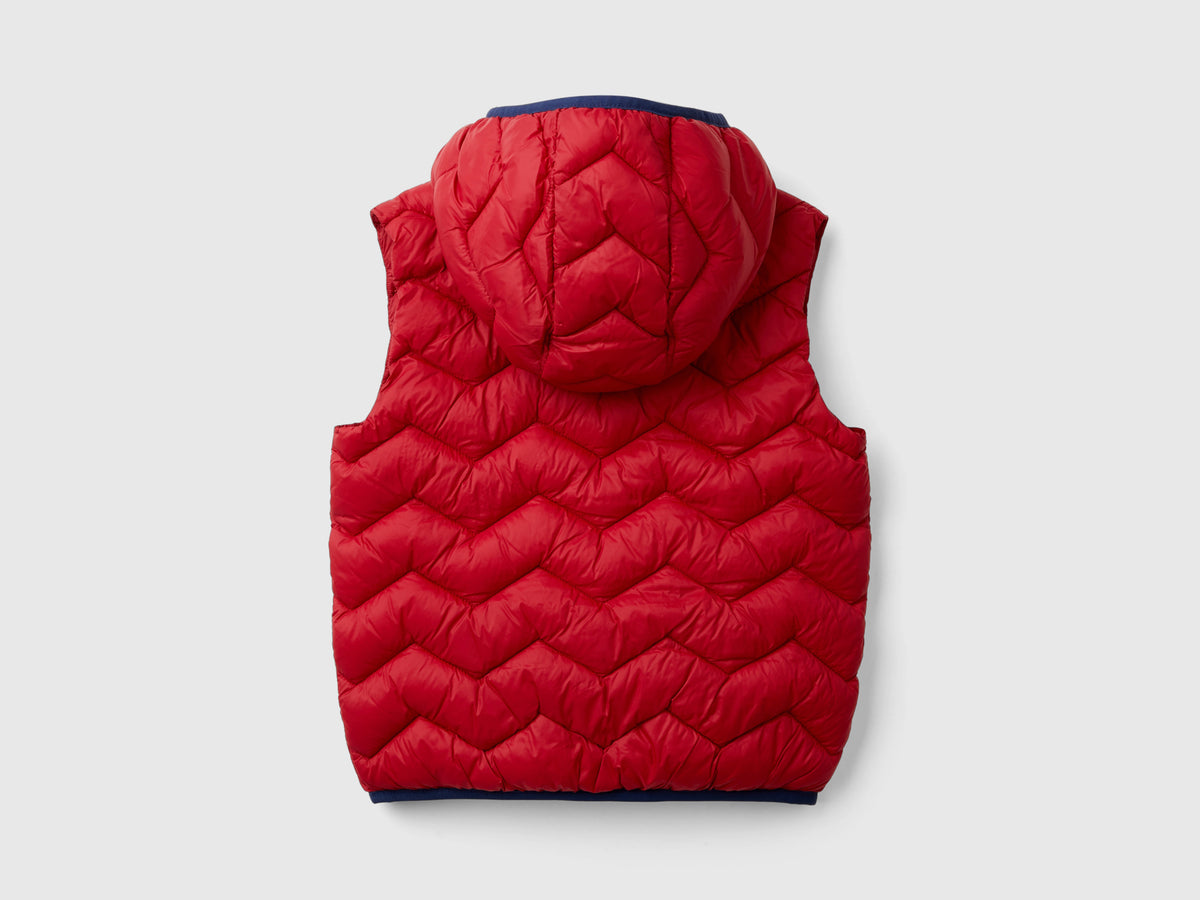 Padded vest with hood