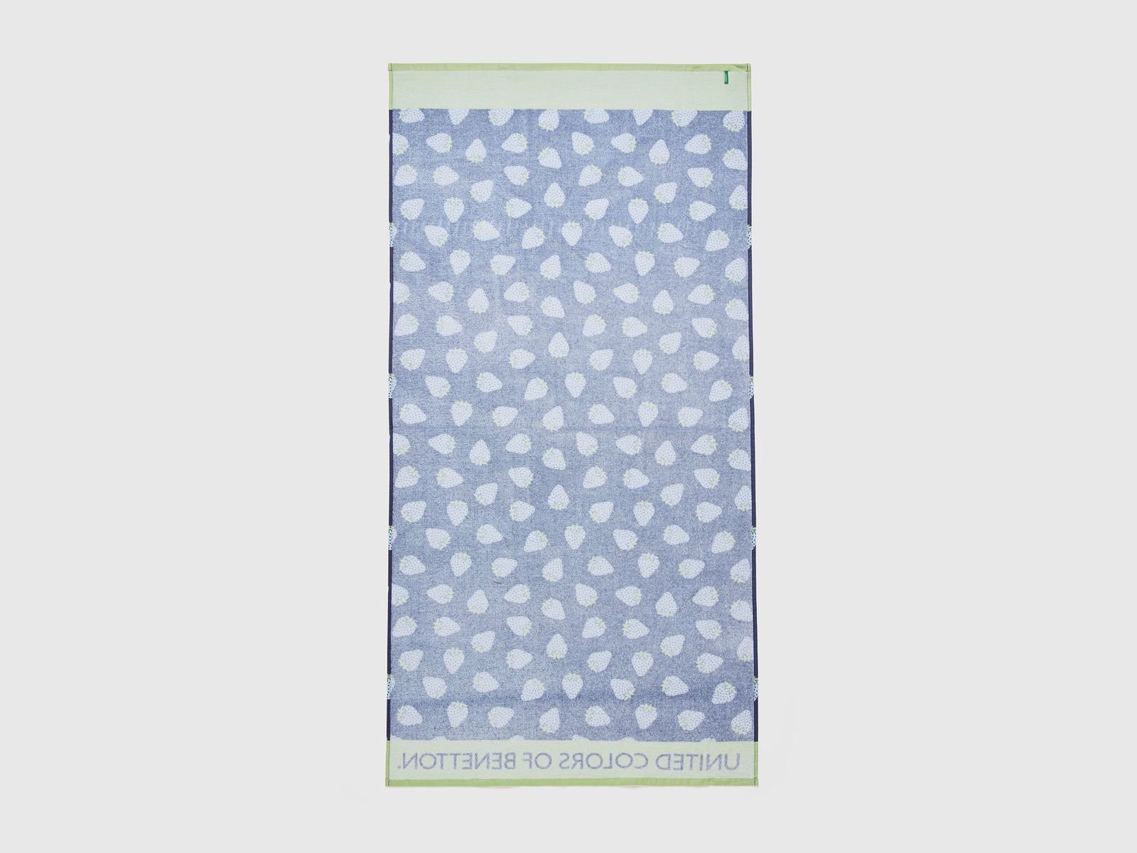 Telo mare con pattern fragole da bambino blu scuro 2 | Benetton Outlet