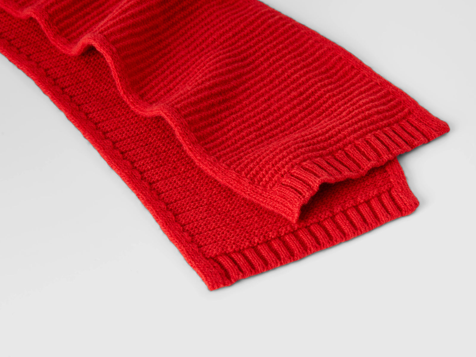 Sciarpa lavorata in misto lana stretch da bimbo rosso 2 | Benetton Outlet