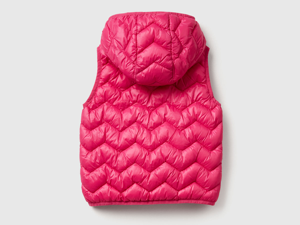 Gilet imbottito con cappuccio