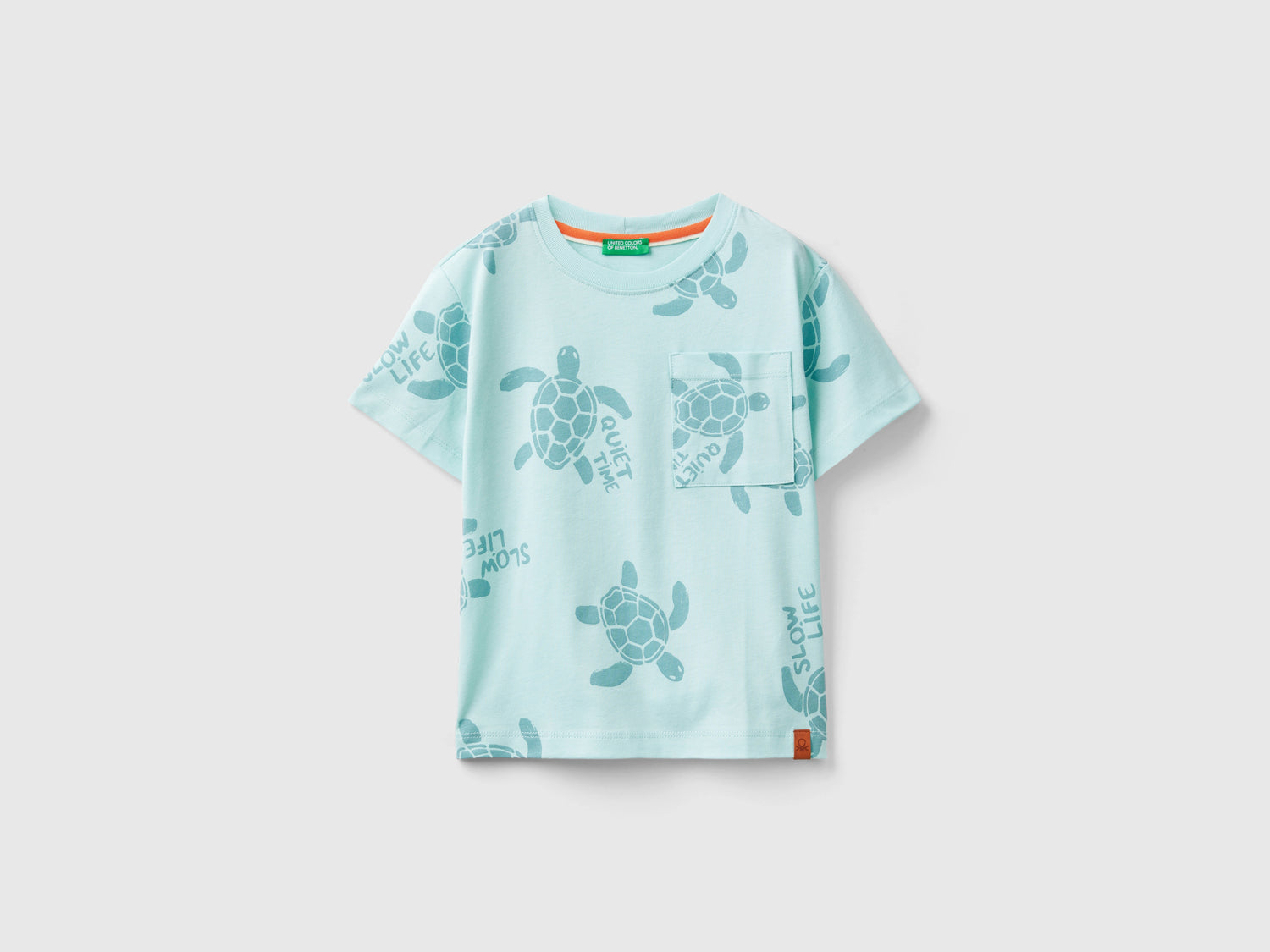 T-shirt con stampa tartarughe da bimbo verde acqua | Benetton Outlet