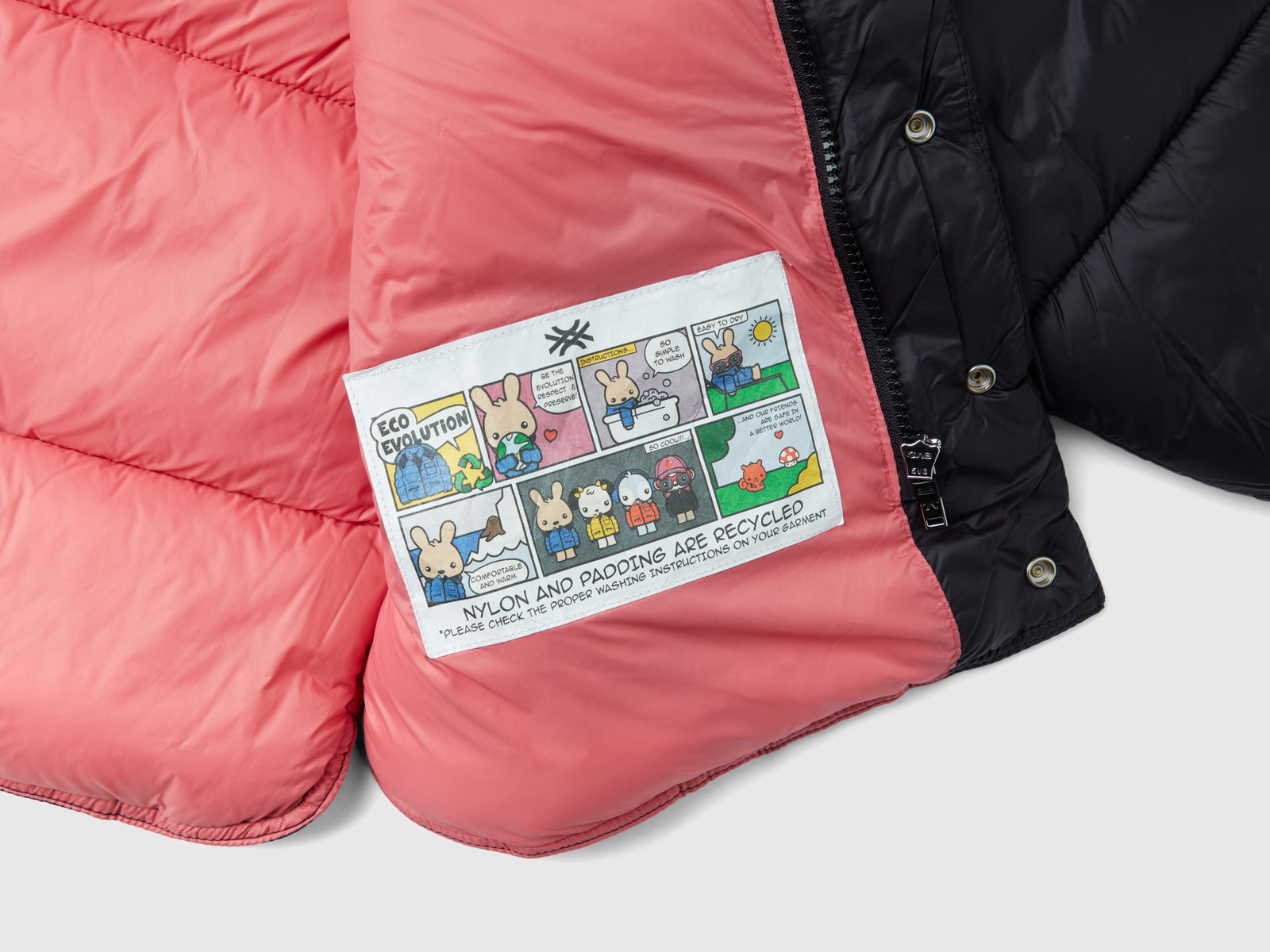 Piumino con cappuccio staccabile da bambino nero 4 | Benetton Outlet