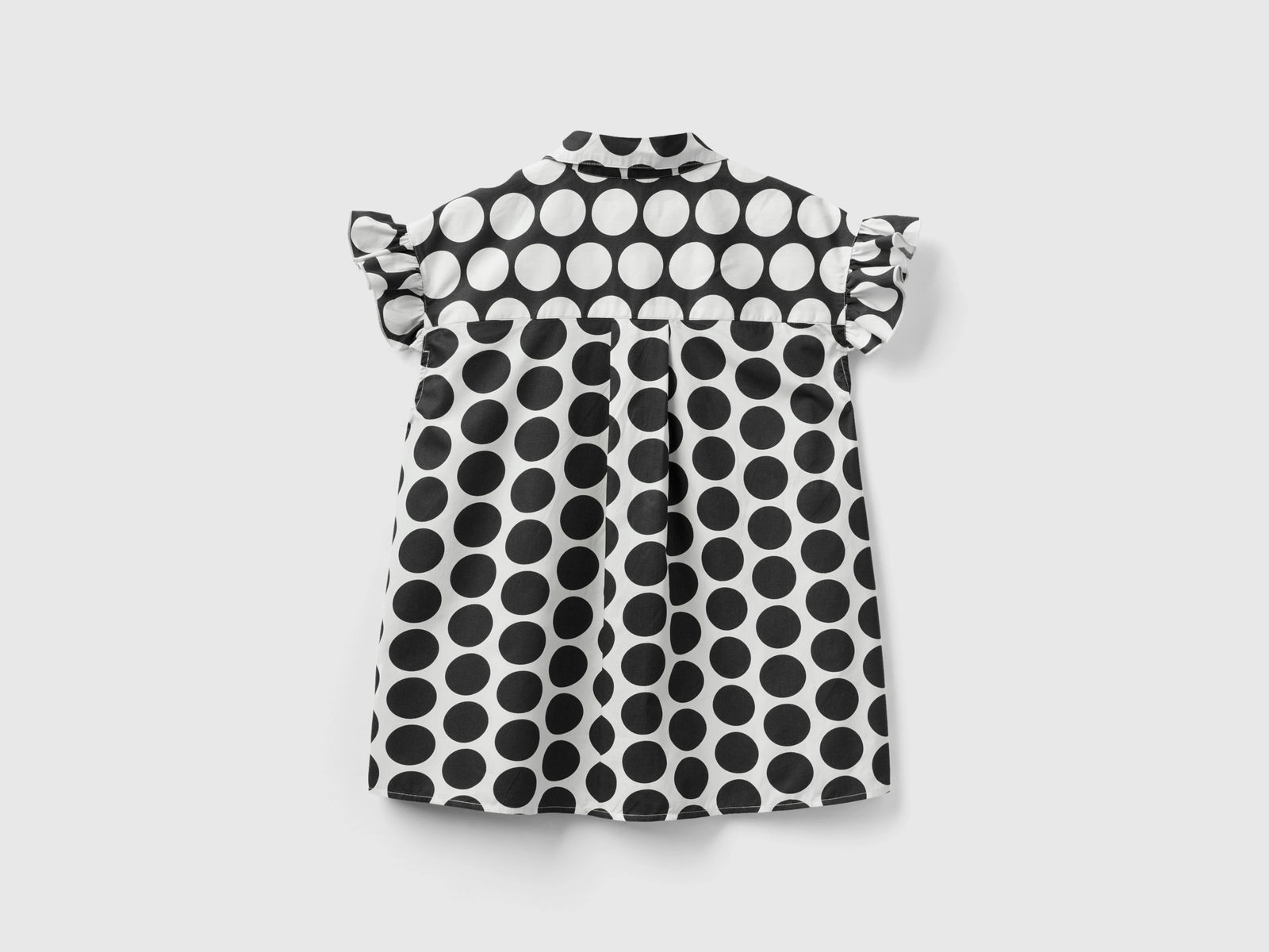 Camicia smanicata a pois da donna nero 2 | Benetton Outlet